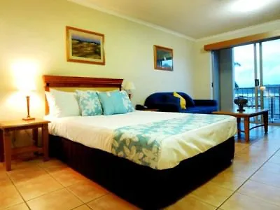 At Boathaven Bay Holiday Apartments Airlie Beach
